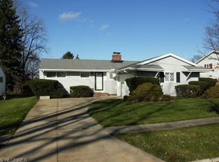 20545 Alameda Pkwy, Highland Hills, OH