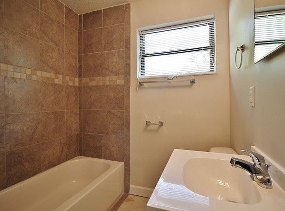 5th image of 6211 Pine Summit Dr