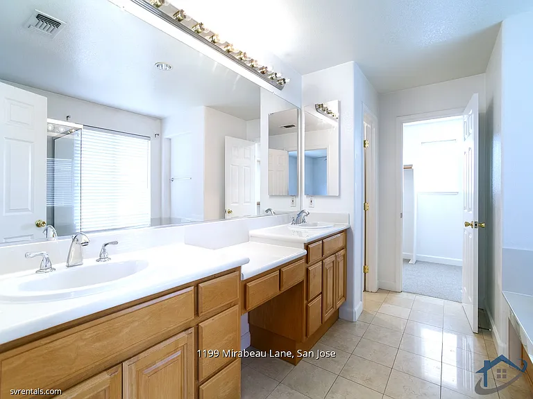 1199 Mirabeau Ln — Photo 13