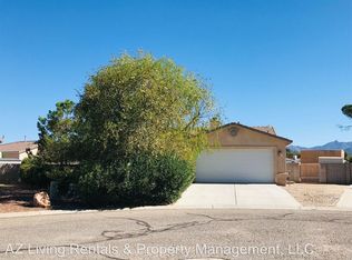 3912 E Snavely Ln, Kingman, AZ 86409