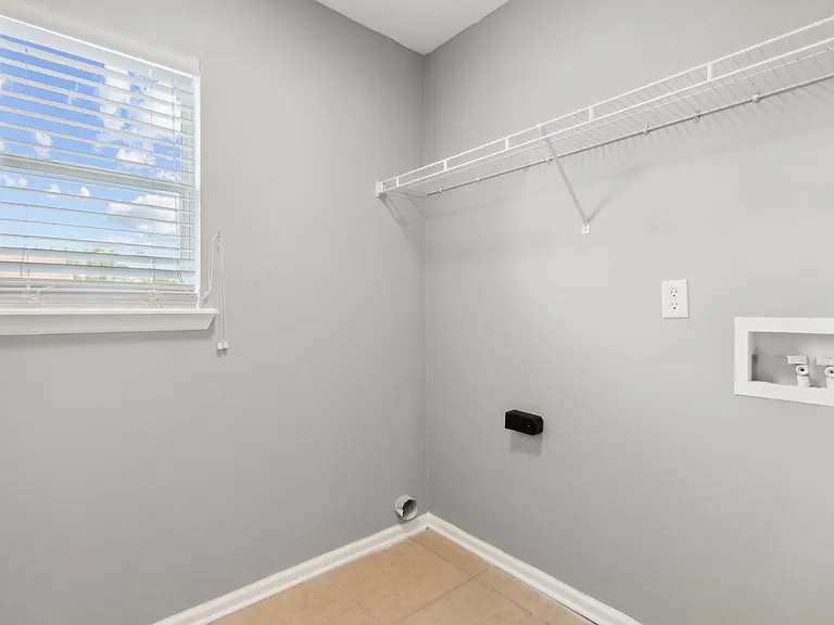 12677 Pine Marsh Way — Photo 7