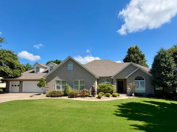 3 Victor Dr, Paragould, AR 72450