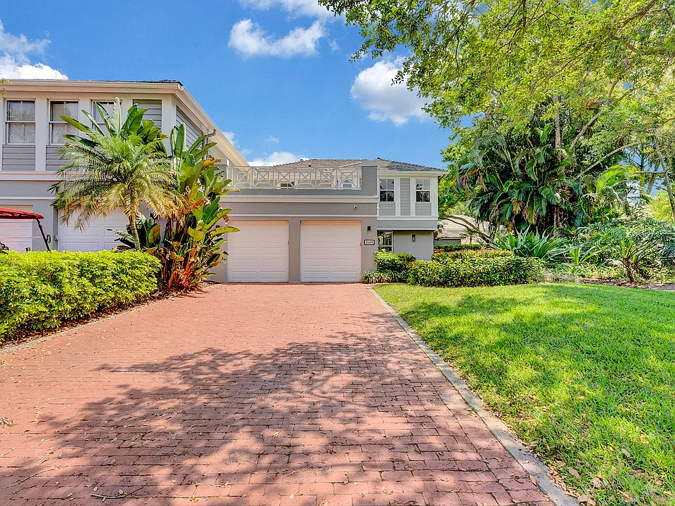 5600 NW 40th Ave