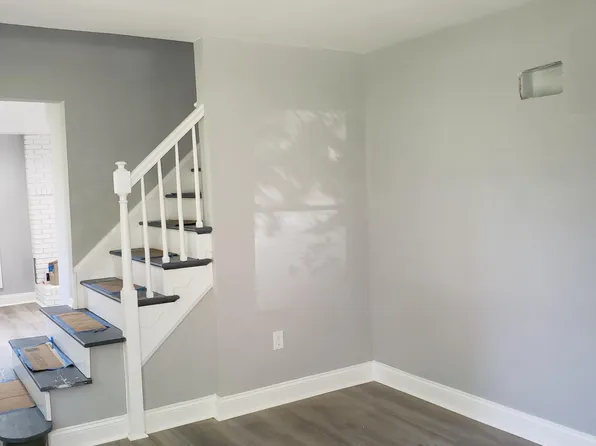 5004 Pilgrim Rd, Baltimore, MD 21214