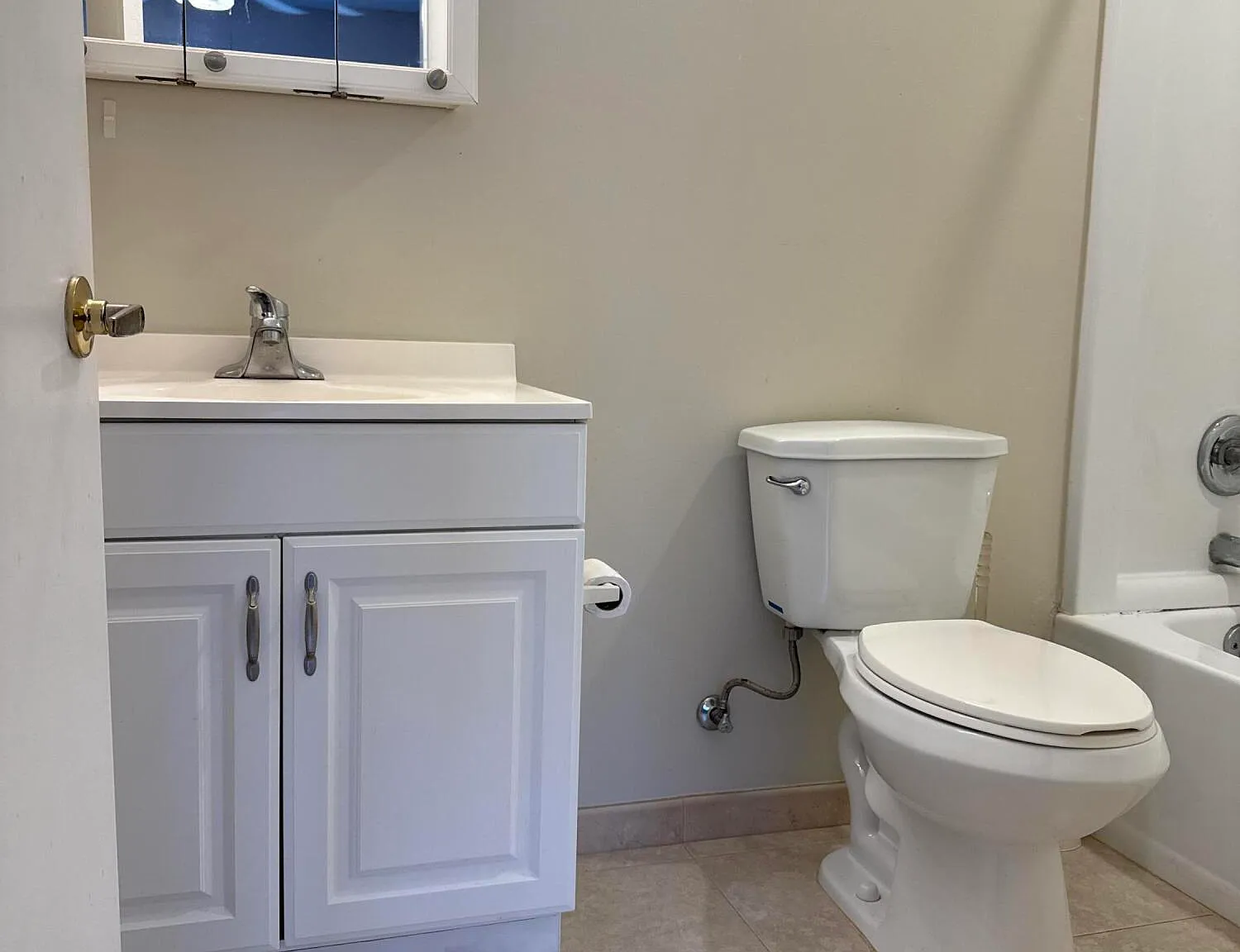 1 bed, 1.0 bath, $1,550 — Photo 2