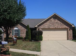 4526 Driftwood Ln, Greenwood, IN