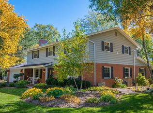 717 Heidel Rd, Thiensville, WI 53092