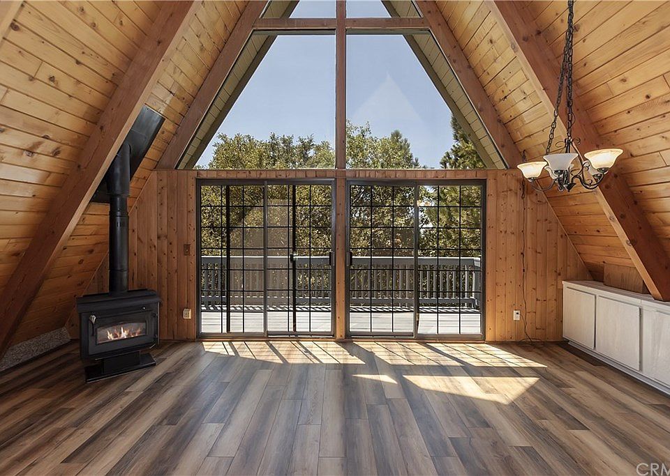 1st image of 32405 Scandia Dr
