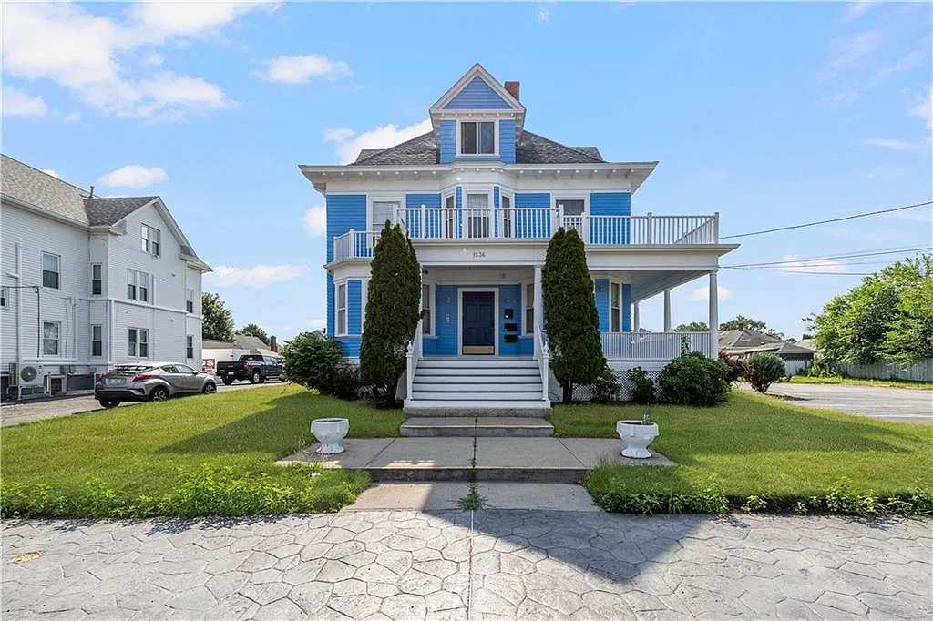 2 bed, 1.0 bath, 700 sqft, $1,500 — Photo 1
