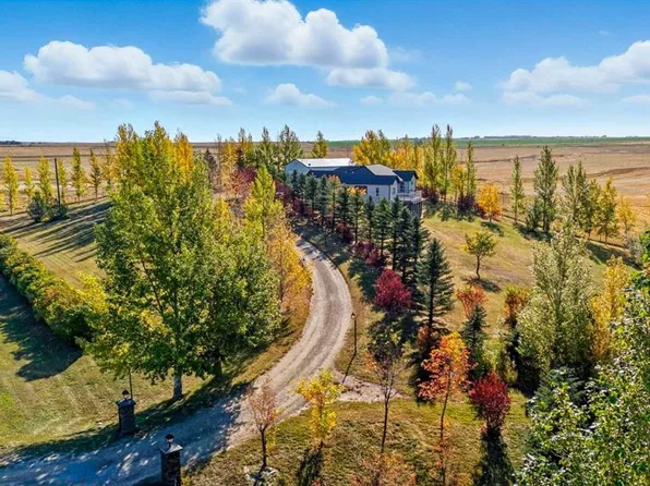 252047 E Township Road 252, Wheatland County, AB T1P 0W5