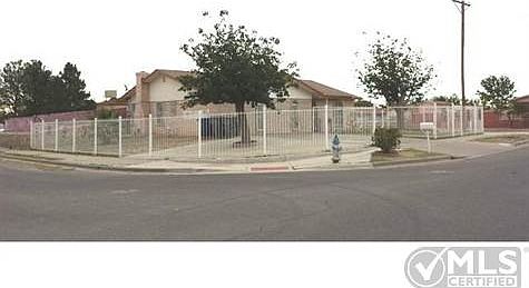 3rd image of 9269 Sorbonne Dr