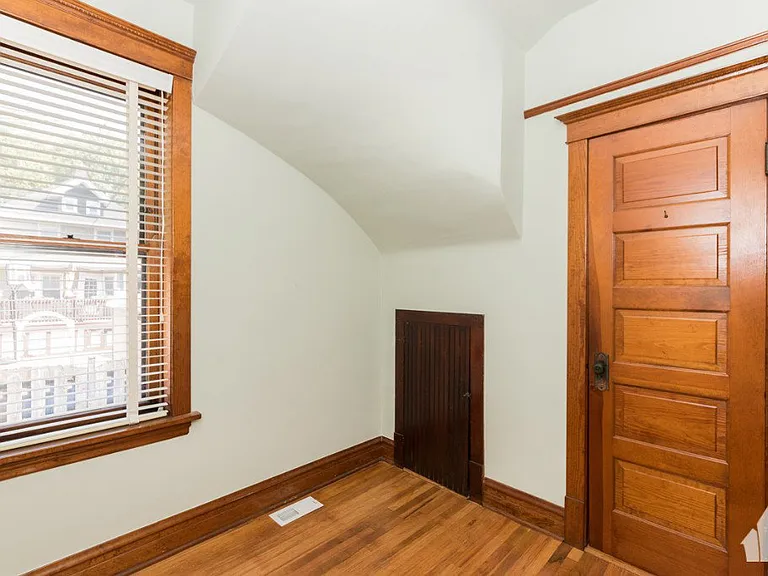 3710 N Damen Ave #1 — Photo 18