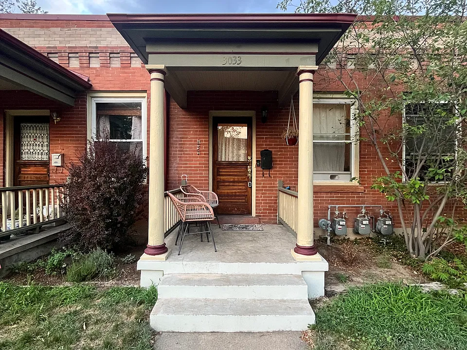 3033 N Josephine St