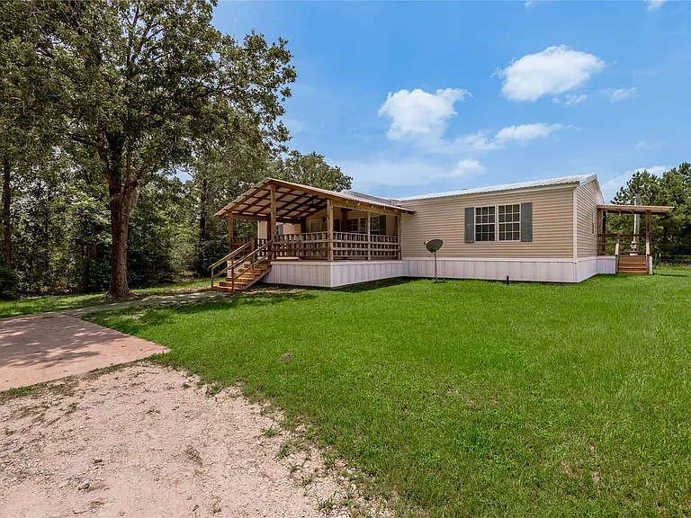 37 Riverside Ln #A — Photo 28