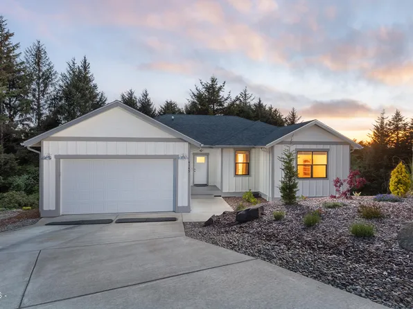 4145 SE Inlet Ave, Lincoln City, OR 97367