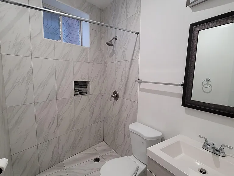 2635 N Calvert St #1 — Photo 4