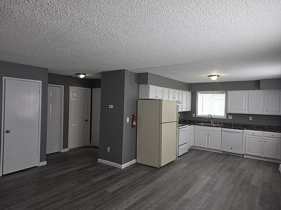 5th image of 1226 E 10th Ave #B