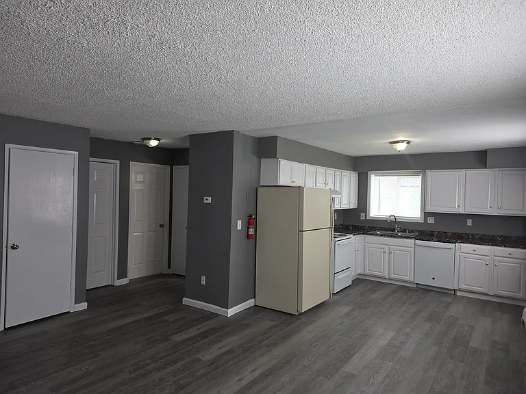 1226 E 10th Ave #B — Photo 5