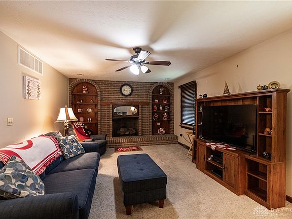 4th image of 6300 Plateau Dr
