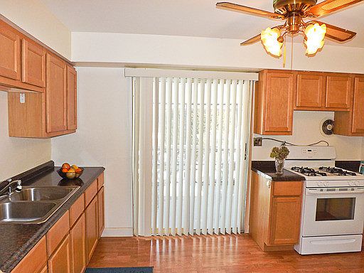 5th image of 1501 Lee Ave