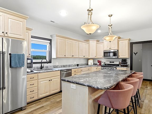 3rd image of 32829 E Springcreek Rd