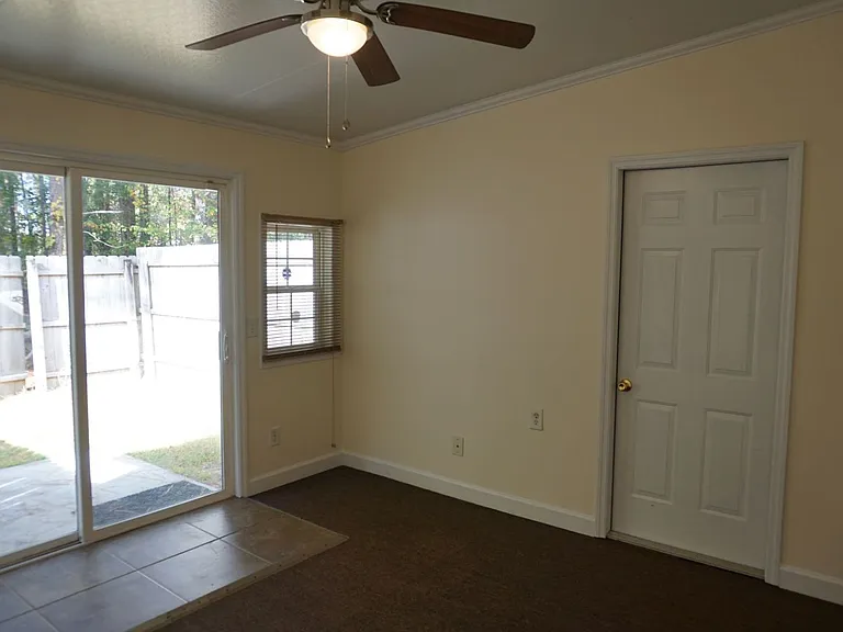 109 Spring Meadow Cir — Photo 13