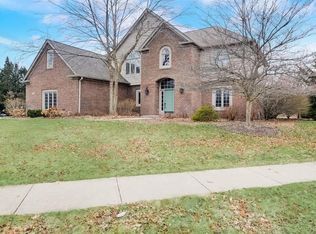 10088 Bent Tree Ln, Fishers, IN 46037