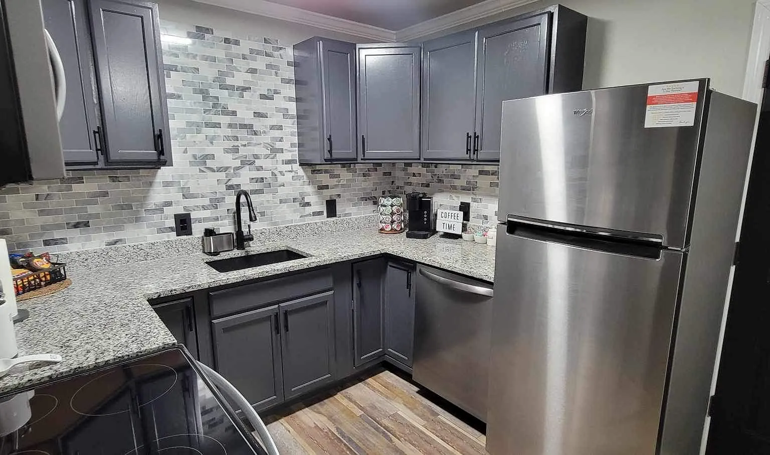 7939 NW Crossland Cir — Photo 4