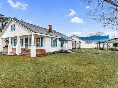 201 N Holt St, Pine Level, NC, 27568