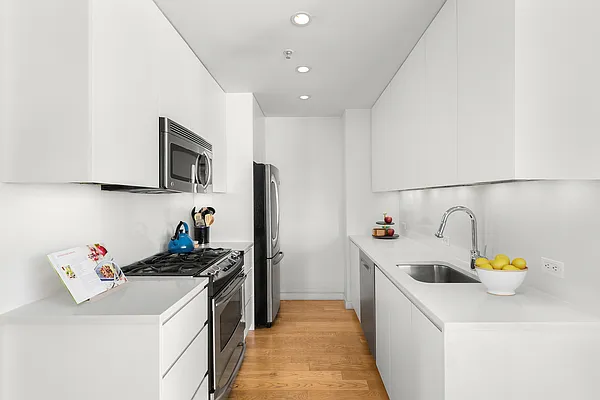 Sold by Corcoran | media 3