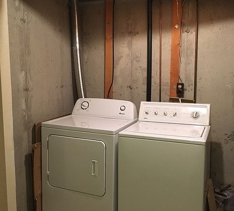 4th image of 2491 E Nichols Cir