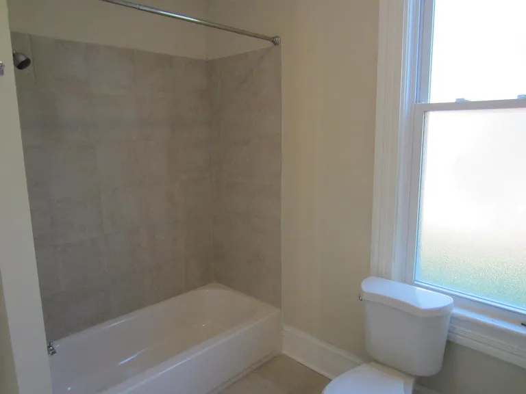 2015 Corning Ave — Photo 5