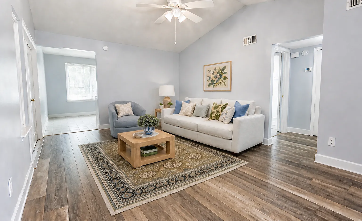 3 bed, 1068 sqft, $1,775 — Photo 4
