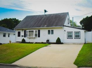 26 Ash Ter, Parlin, NJ 08859