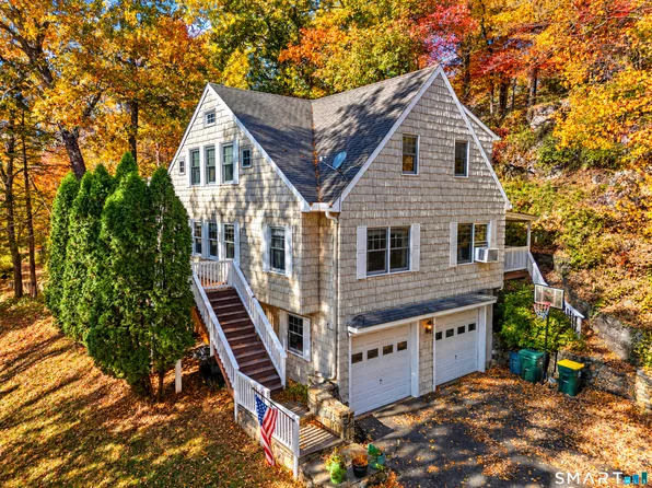 52 Buckingham Road, Seymour, CT 06483