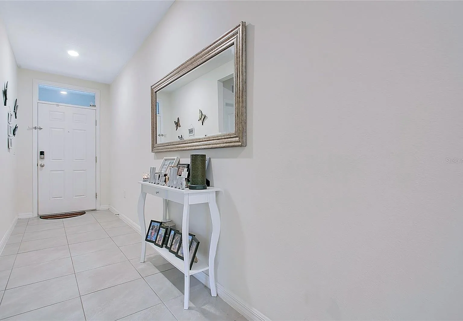 3 bed, 2.0 bath, 1412 sqft, $2,150 — Photo 2