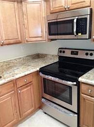 2nd image of 215 NE 16th Ave APT 205