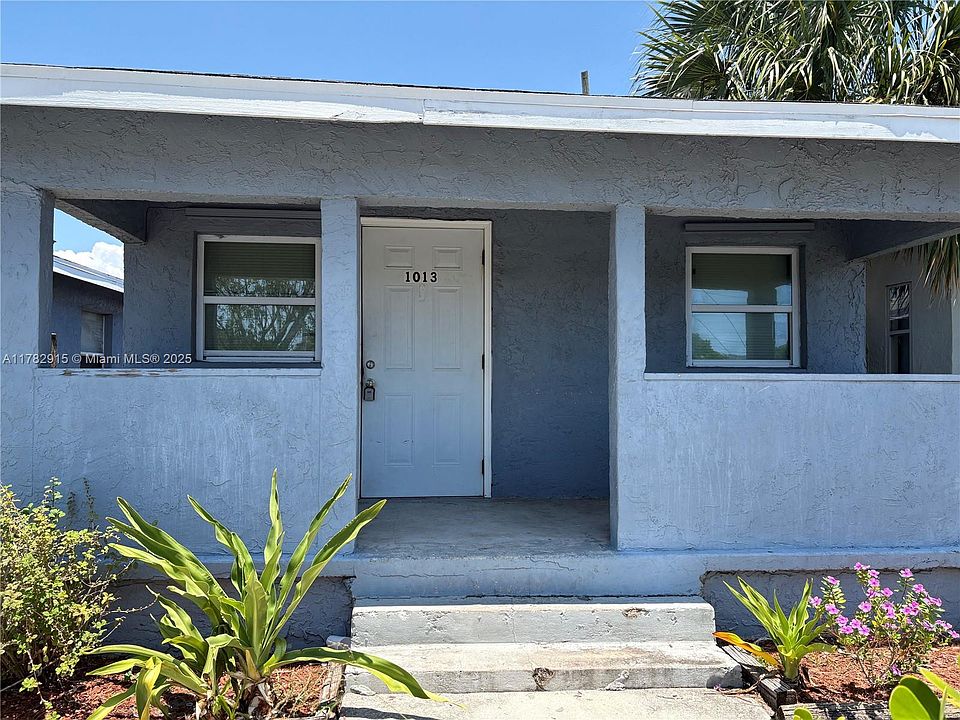 1st image of 1019 21st St #1013