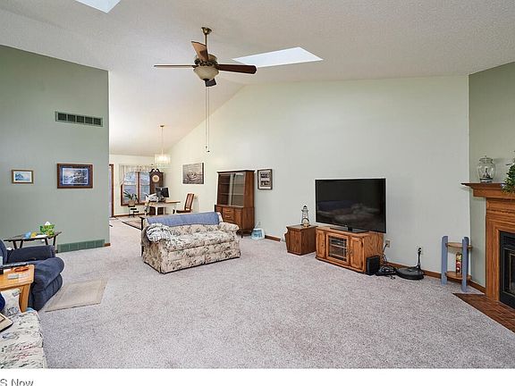 3rd image of 1786 Bent Bow Dr