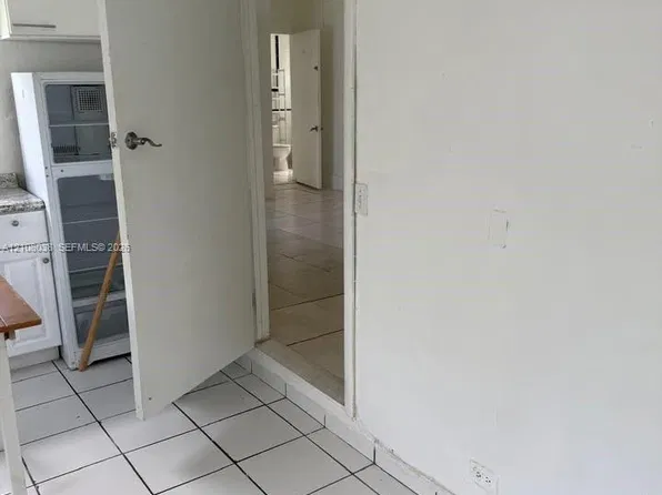 2282 SW 15th St #2, Miami, FL 33145