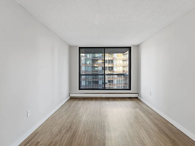605 13th Ave SW — Photo 27