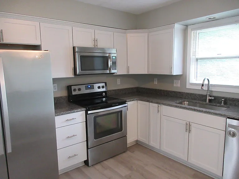 15314 Douglas Cir — Photo 4