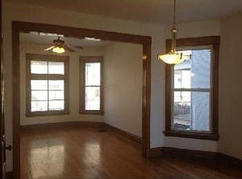 5th image of 2650 N Lawndale Ave