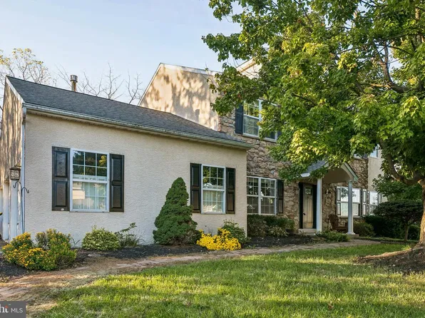 1501 Aspen Dr, Pottstown, PA 19464