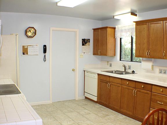 4th image of 4344 N Preston Dr