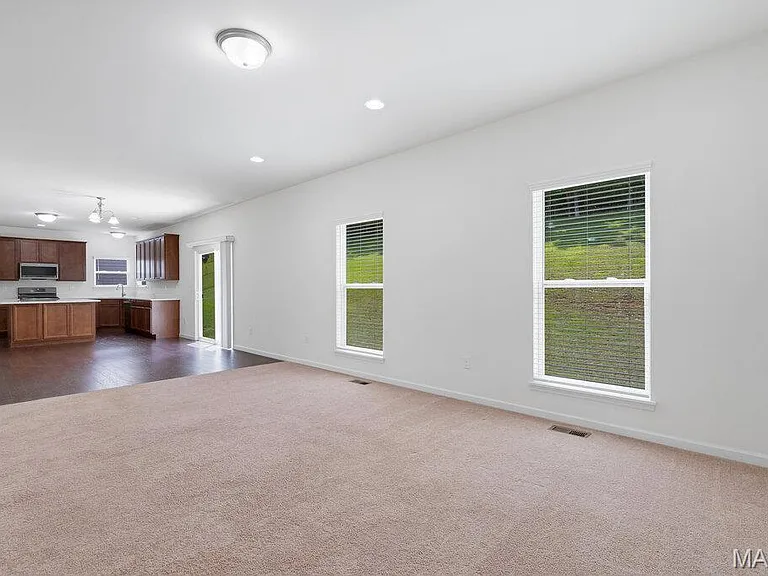 264 Arbors At Bridle Path — Photo 8