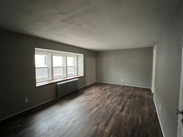 336 Gold St #2, Negaunee, MI 49866