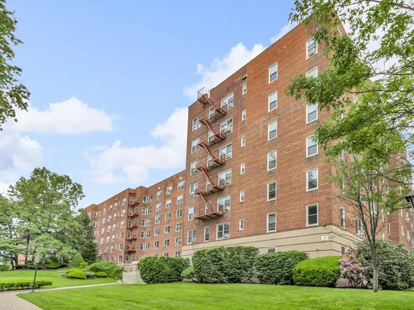 1304 midland Avenue #A57, Bronxville, NY 10704