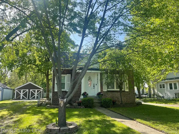 73921 Church St, Armada, MI 48005