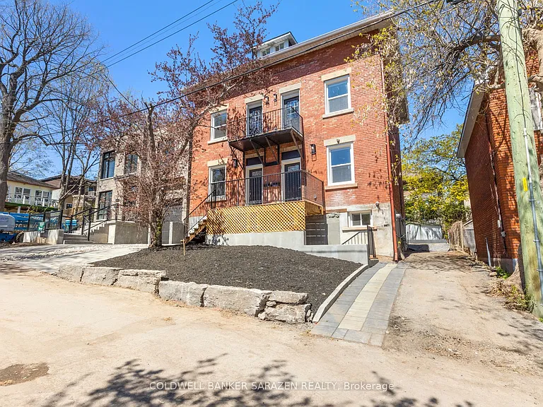 447 Green Ave #1 — Photo 31
